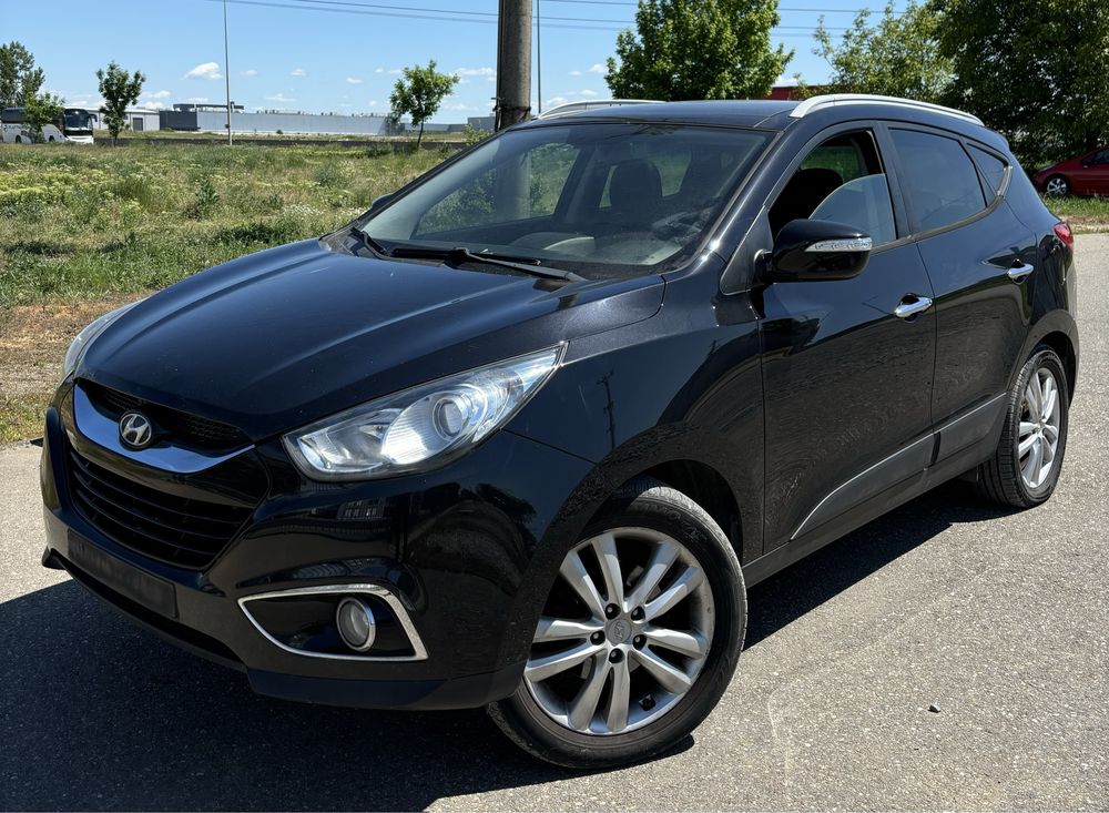 Hyundai IX35 4X4 Euro 5 Automat 2.0 D 184 CP Piele Panoramic Keyless