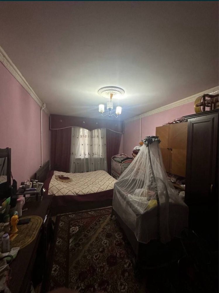 Срочно продаю квартиру на сергели строителей