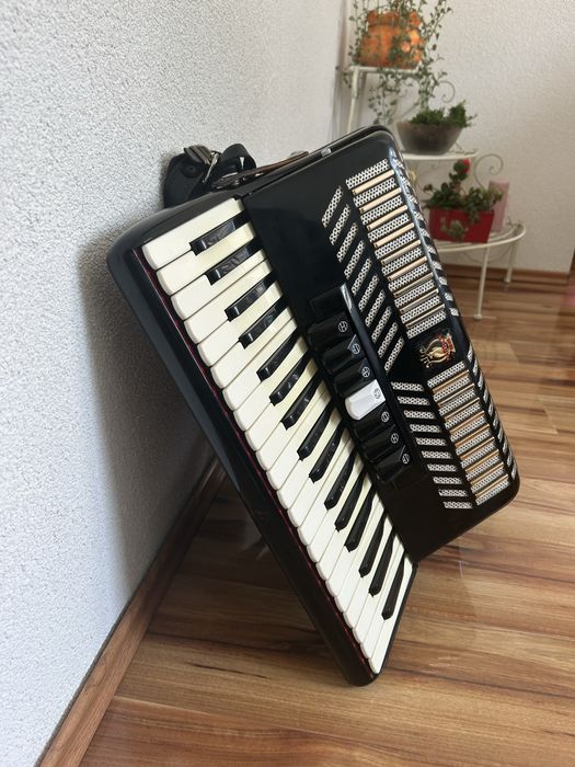 Acordeon Parrot 96 basi