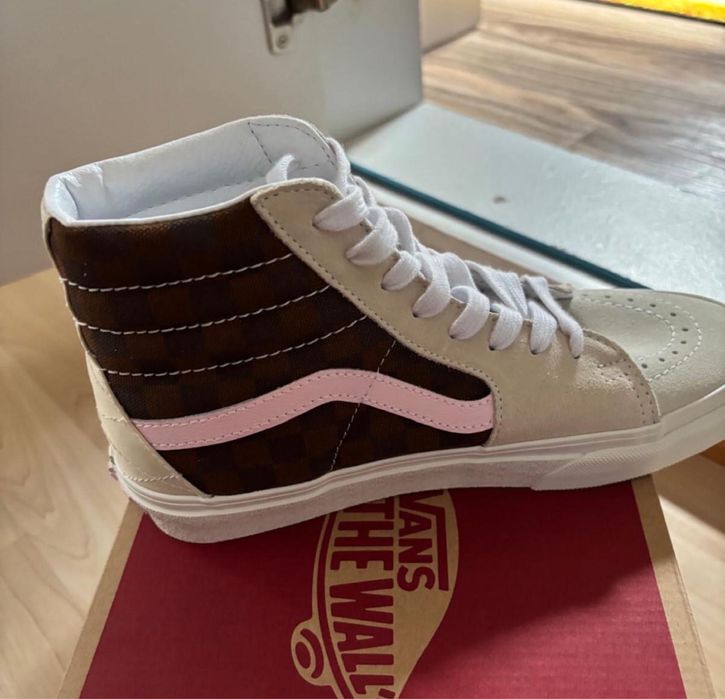 Adidasi/ Ghete VANS produs Original Nou la pret Redus