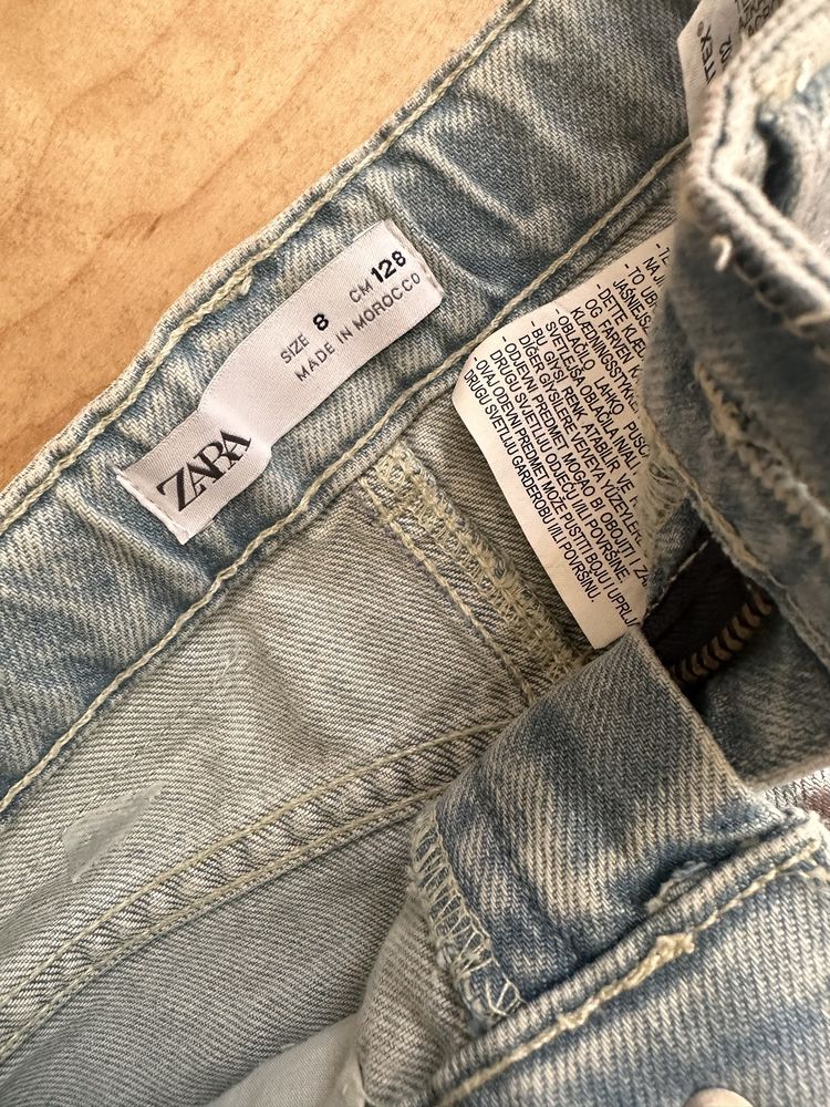 Детска пола на Zara