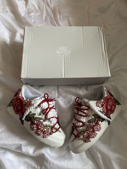 Air Force 1 Custom-Made Flowers
