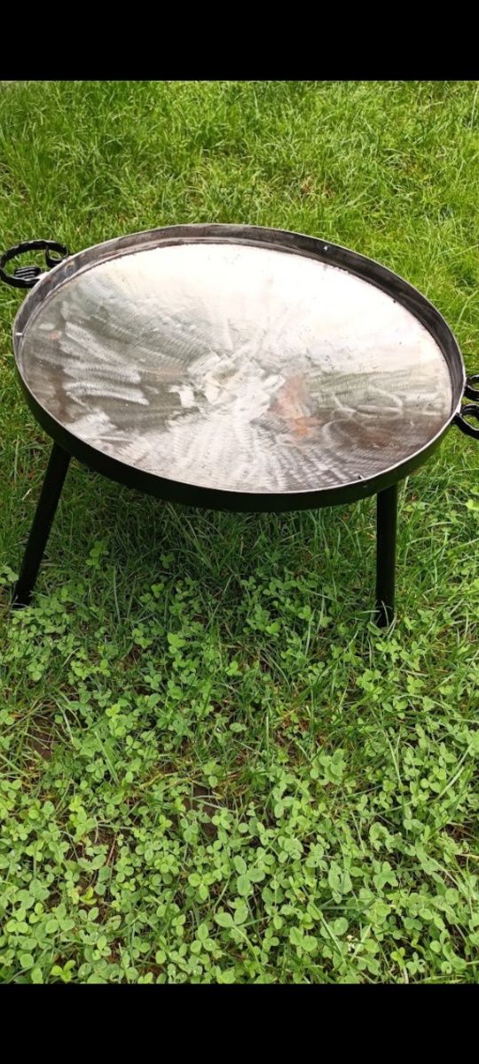 Grătar disc cu capac