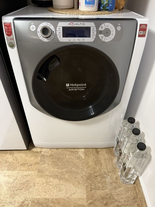 Masina de spalat cu uscator Hotpoint