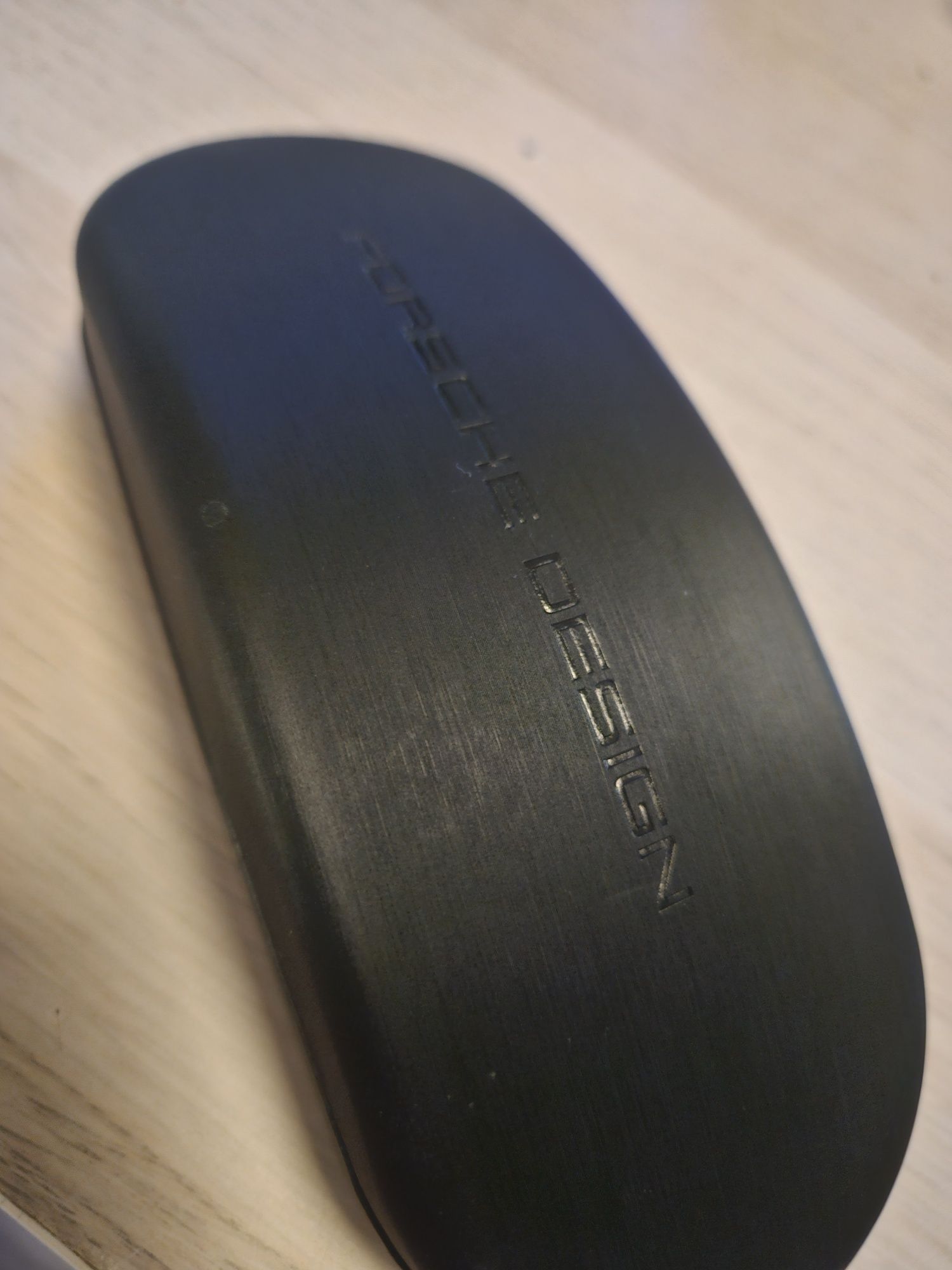 Porsche Design
P8327 C Рамки за очила 
P8327 C
P8327 C