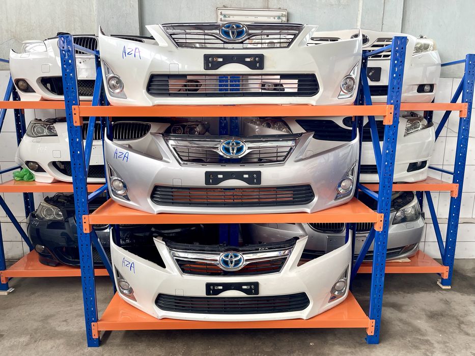 Передний бампер на Camry 50 Камри 50