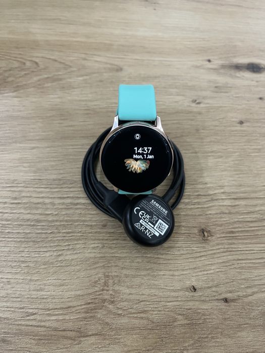 SAMSUNG Galaxy Watch Active 2