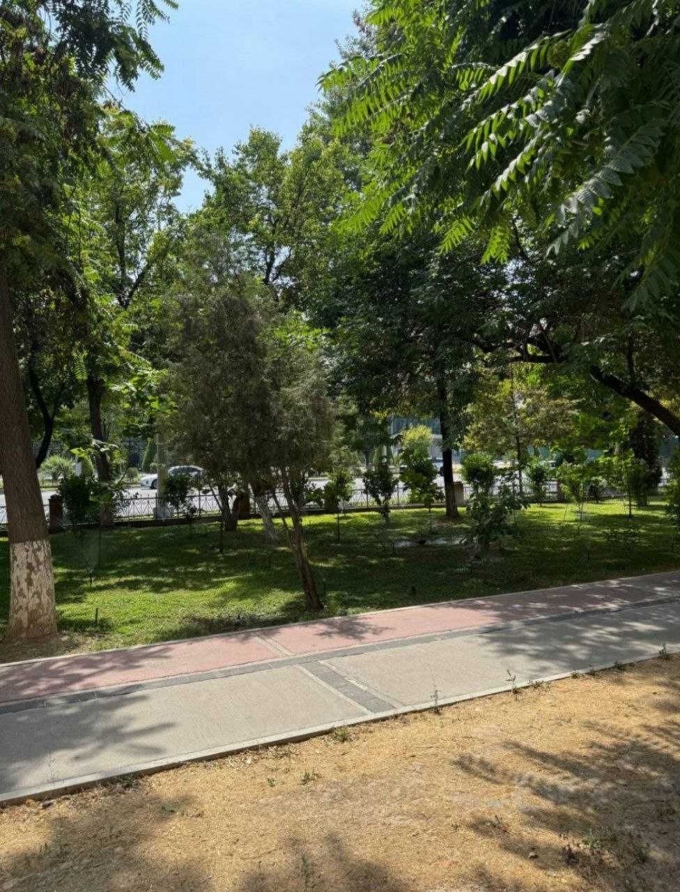 Sotiladi Квартира Центр Мирабад улица Ойбек 3//1//9 ор. Гаранд банк