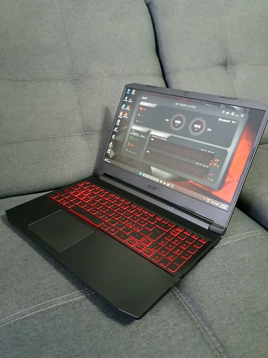 Acer Nitro,Ecran15 "144Mhz,Cpu i5,Ram 32gb,SSD-uri 1.5 Tera,Nvidia RTX