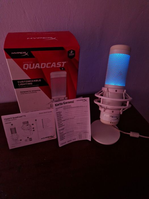Microfon HyperX QuadCast S Alb
