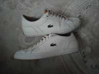 Adidași:Lacoste Mărimea 42