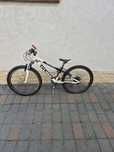 Vând bicicleta Cube copii de 24 inch