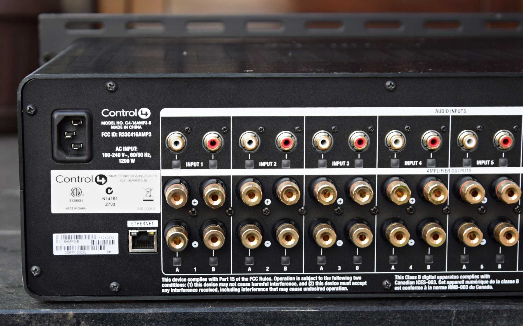 Amplificator Control4 C4-16AMP3-B, 8-Zone Matrix Amplifier
