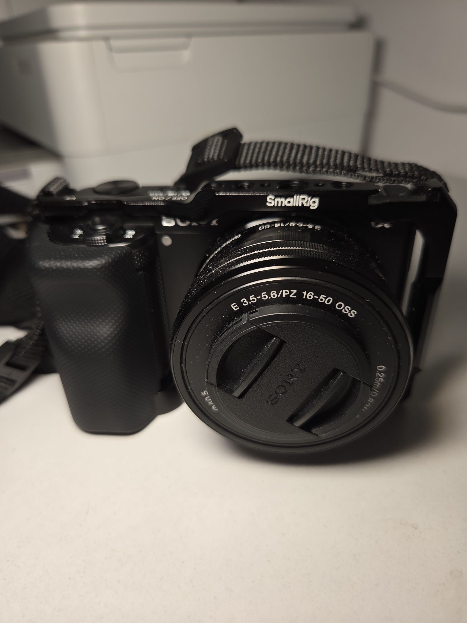 Sony  ZV-E10 Mirrorless pt Vlogging 4K cu obiectiv