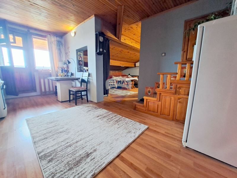 Продава се Тристаен апартамент в Варна, м-т Евксиноград - 101 кв.м за 1486 €/кв.м - Снимка #2