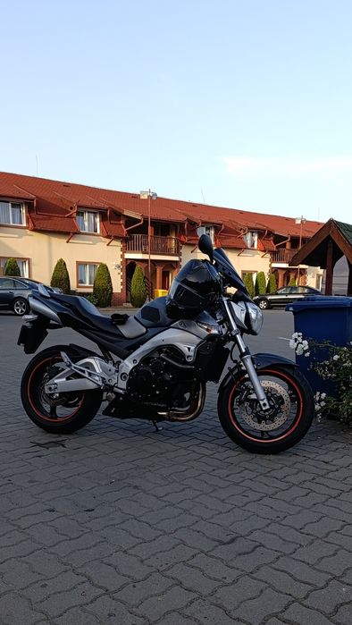 SUZUKI GSR600 an 2007