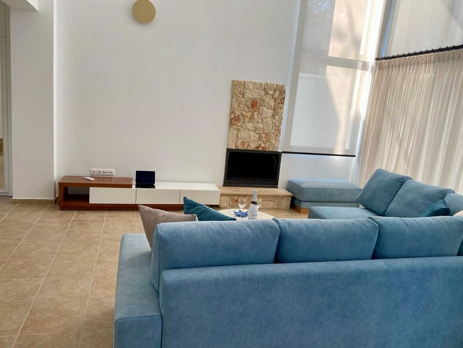 КЪЩА В ГЪРЦИЯ намираща се на  САНИ полуостров ХАЛКИДИКИ