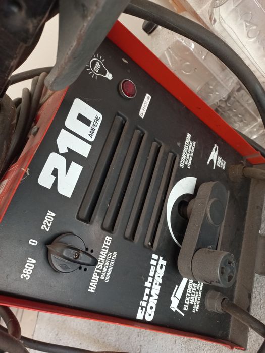 Aparat de sudura 220 380 de 210 amperi
