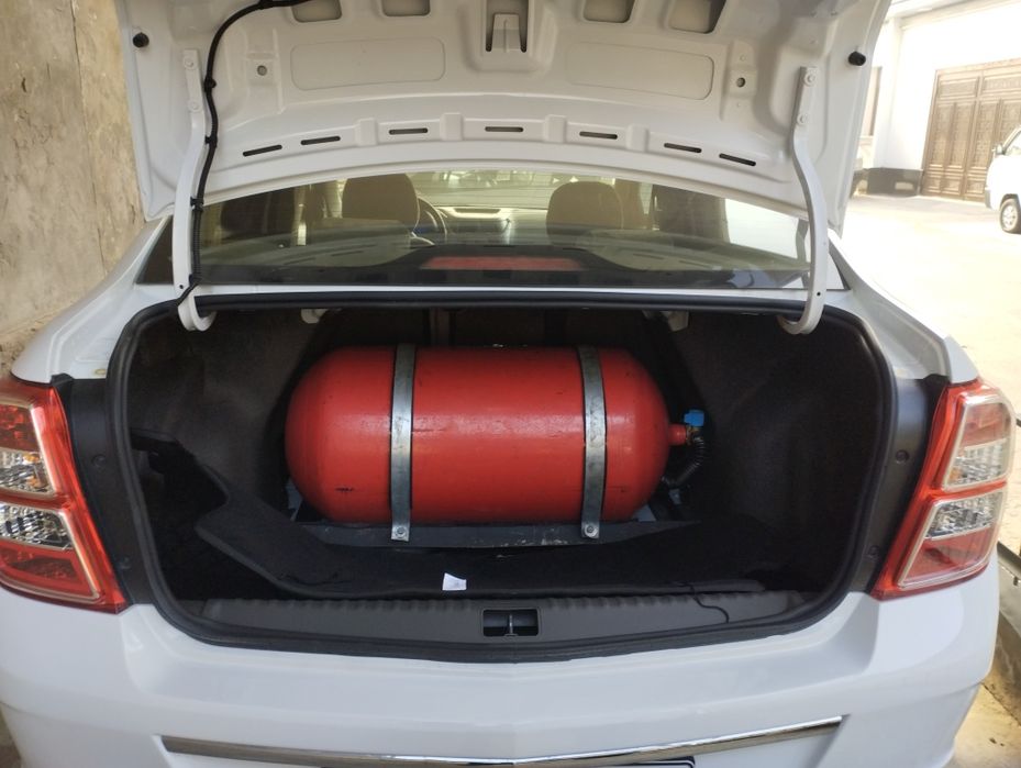 Kobolt sotiladi 2020yil 146000 km yurgan holati yaxshi.