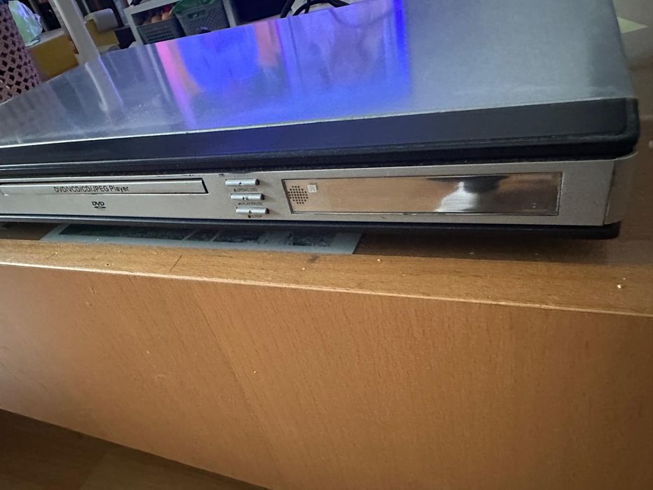 Boxe DVD playere 2 bucati