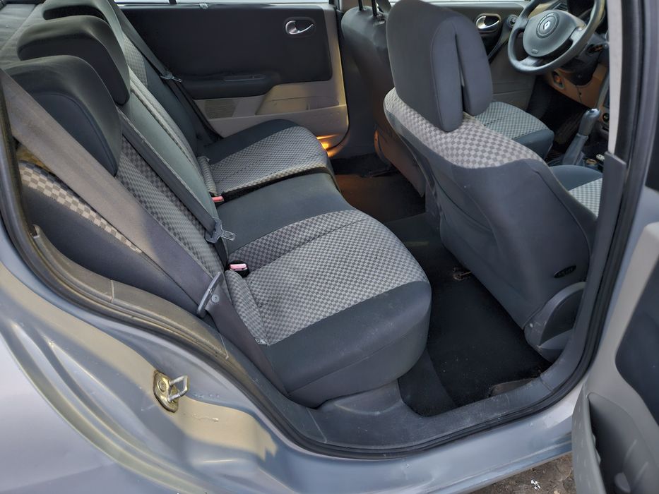 Vând Renault Megane2 1.5DCI An 2004