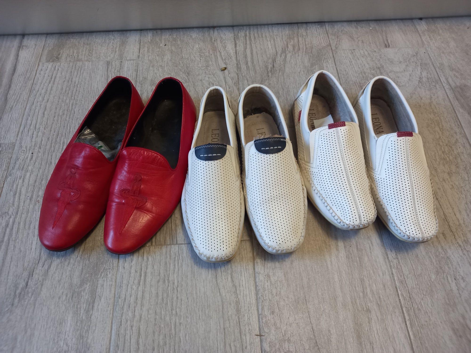Vand pantofi barbatesti