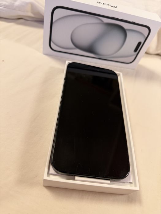 Iphone 15 с гаранция А1 128гб / gb черен