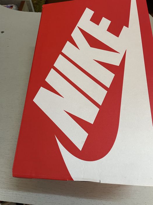 Оригинални маратонки