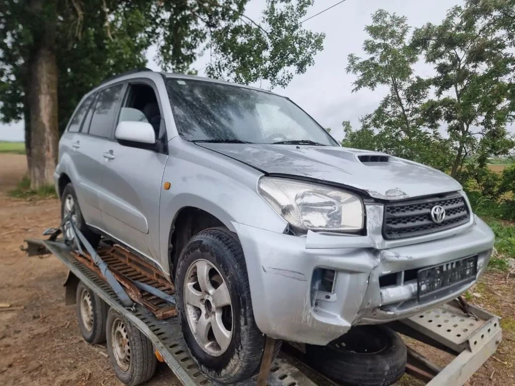 Dezmembrez Toyota RAV4 2 (XA20) [2000 - 2003]