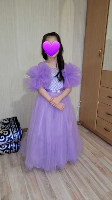 Платье нарядное  на девочку