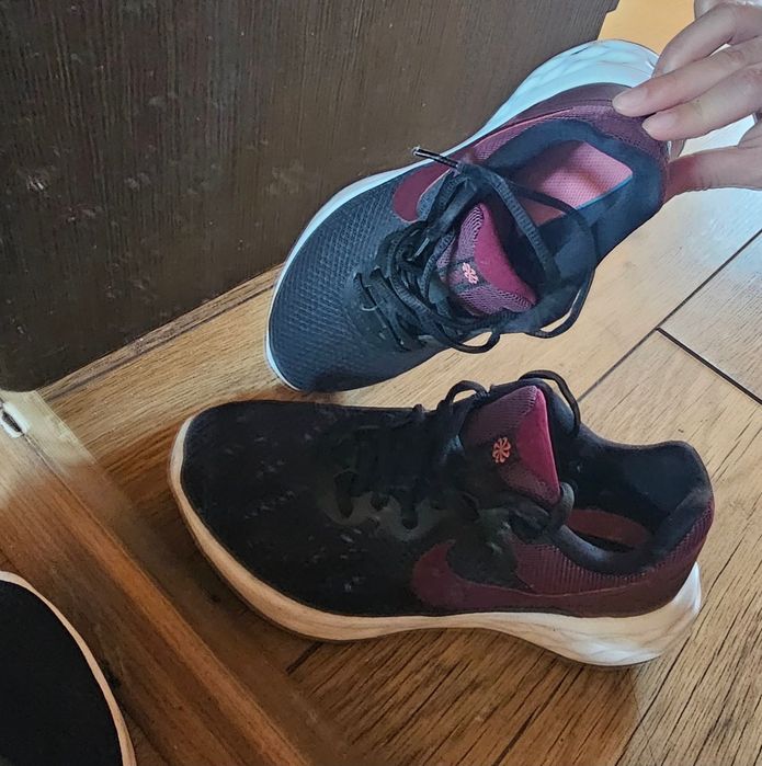 Маратонки Nike Revolution 6