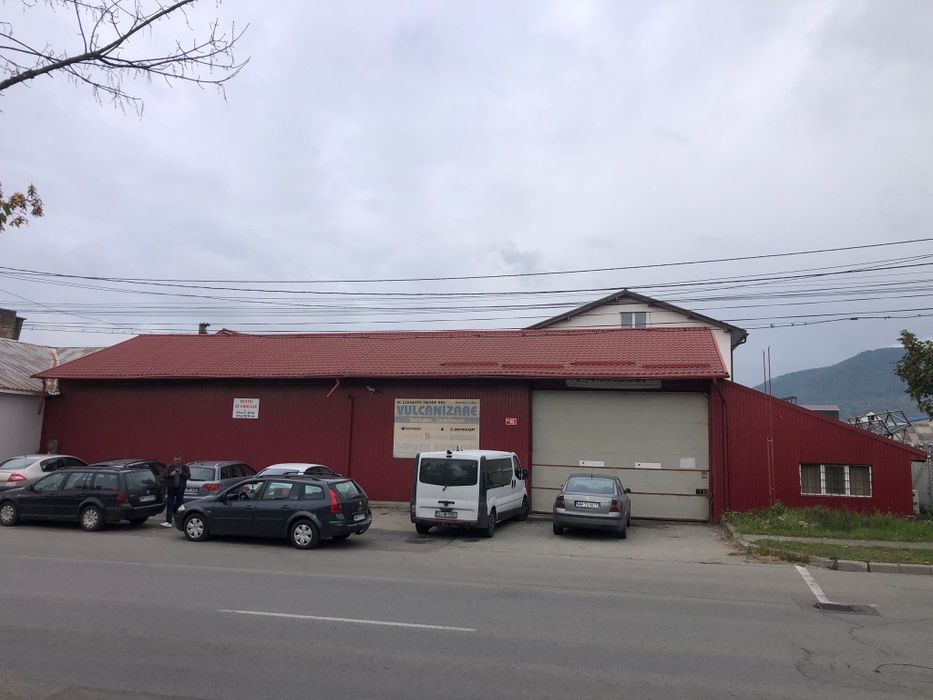 Vand hala metalica / spatiu comercial  320 mp