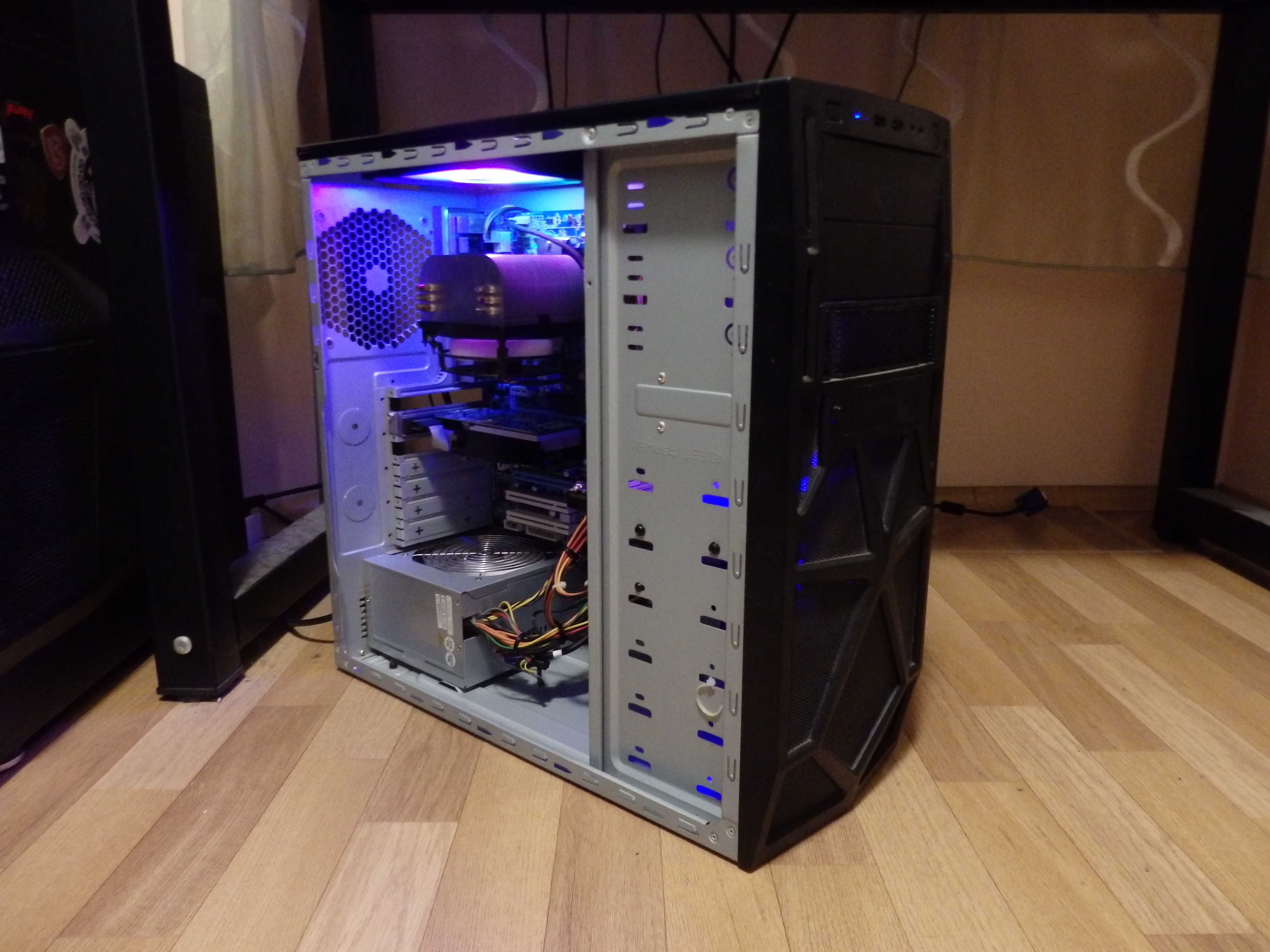 Компютър, Gigabyte GA-870A-UD3, Phenom 2 x4 955, 12 RAM ddr3, gt430