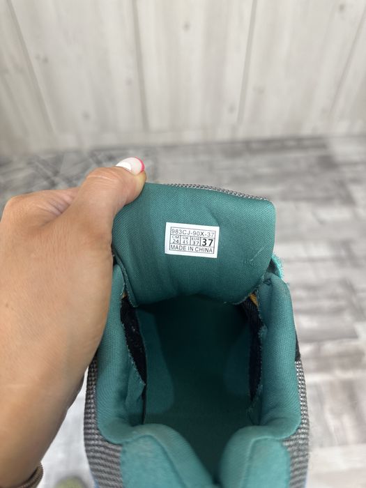 Adidasi pentru sport mas.37