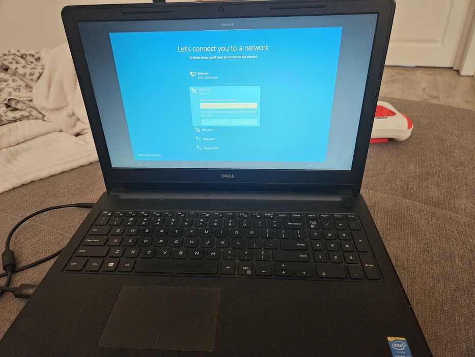 Vand Laptop Dell I3
