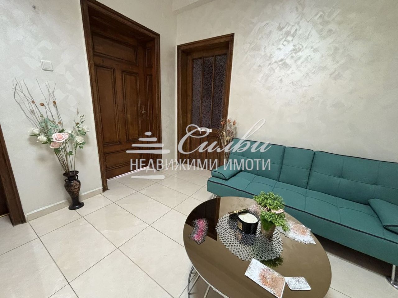 Дава се под наем Магазин в Шумен, Център - 20 кв.м за 102 € - Снимка #3