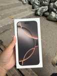 Iphone 16 pro max батерия  93%