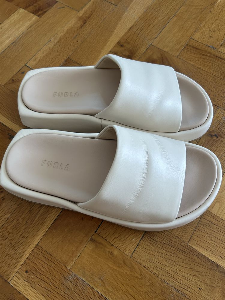 FURLA - 38 размер
