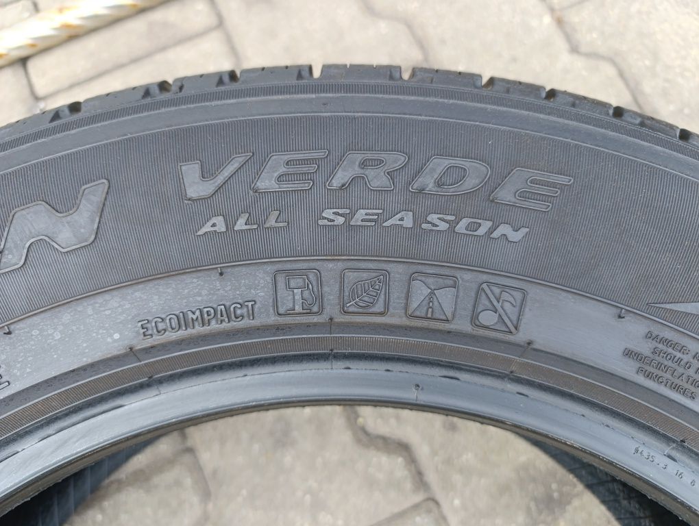 Două anvelope all season 215 65 17 Pirelli dot 2022