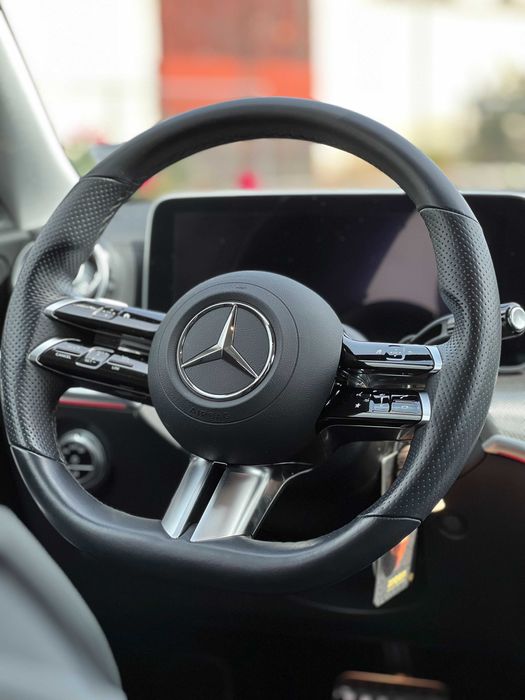 Mercedes C200 4Matic 2024 в отлично състояние