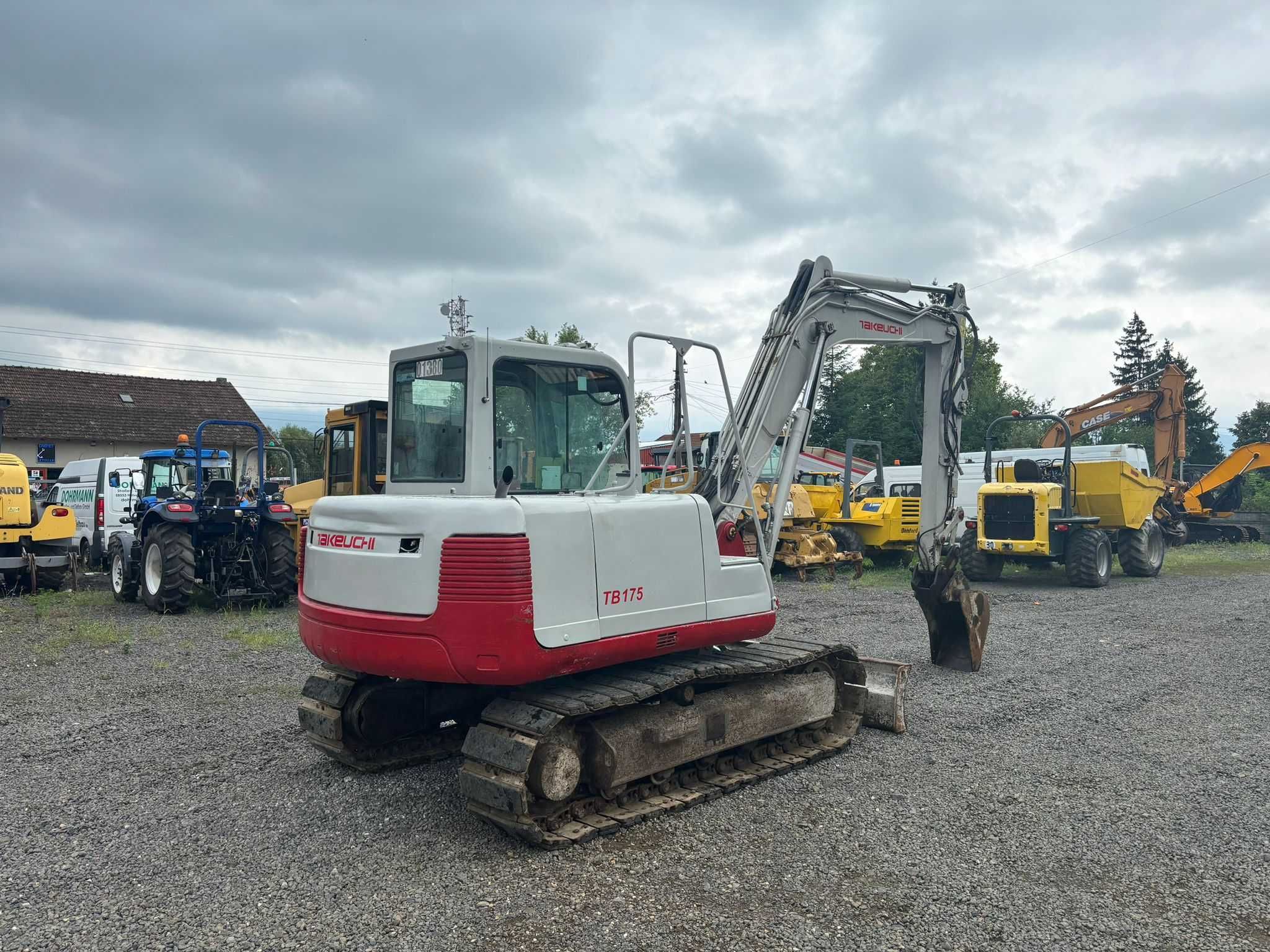 Miniexcavator 8 tone Tackeuchi TB175 , 2010 , 2 cupe , cupla rapida