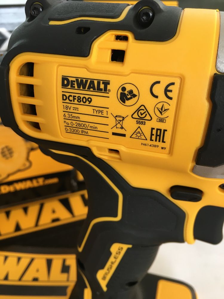 Безчетков Импакт / Винтоверт DeWALT DCF809N   ЧИСТО НОВ С ГАРАНЦИЯ