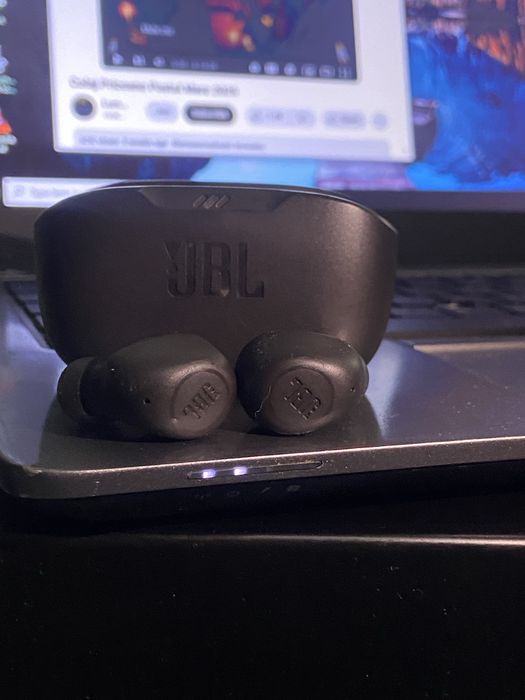 Casti jbl wave buds