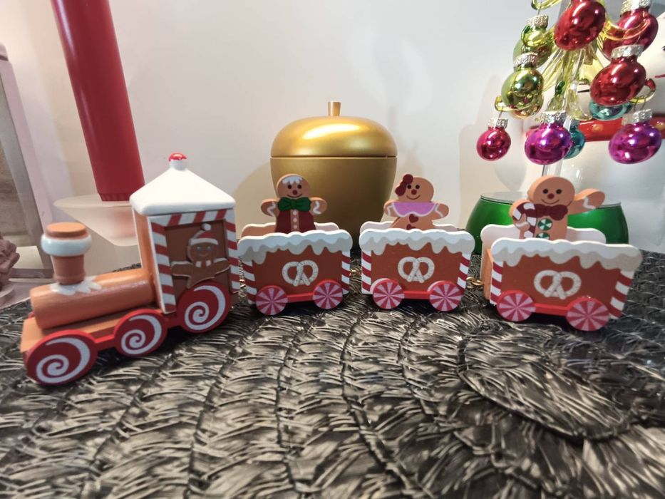 Trenulet lemn Turta dulce Decoratiune Craciun