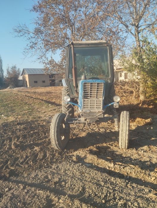 MTZ 80 Traktor sotiladi