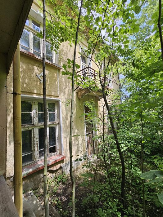 Продаваме бивш хотел-ресторант и поземлен имот в кв. Водици-гр.Габрово