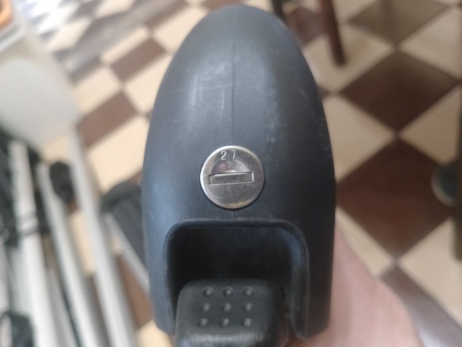 Багажник -стойка за ски 6 чифта