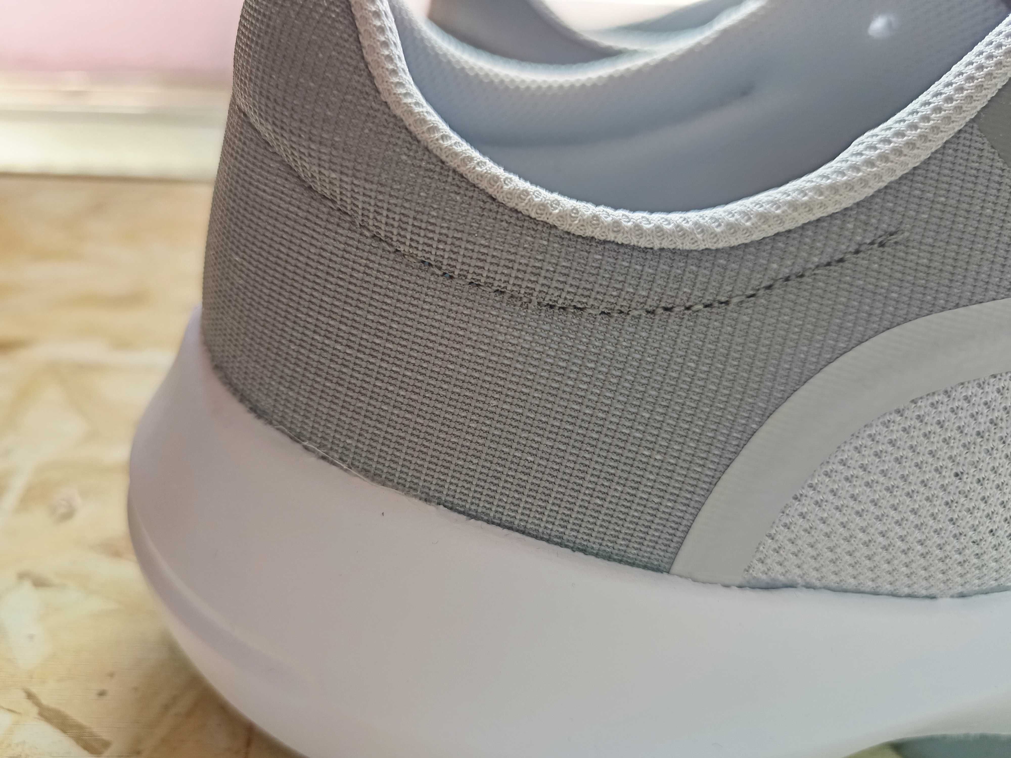Маратонки Nike, 45-46 размер