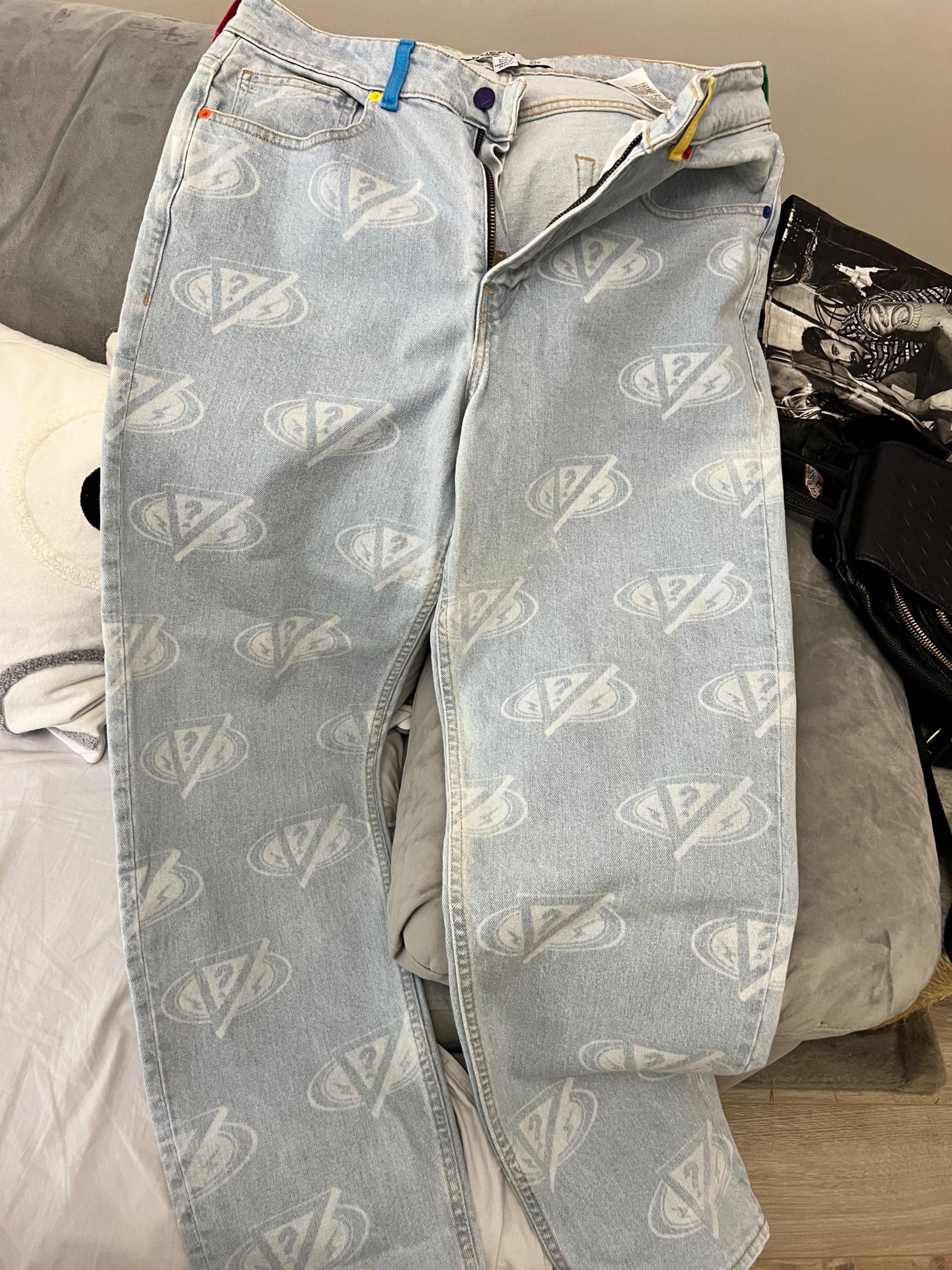 Оригинални дънки Guess