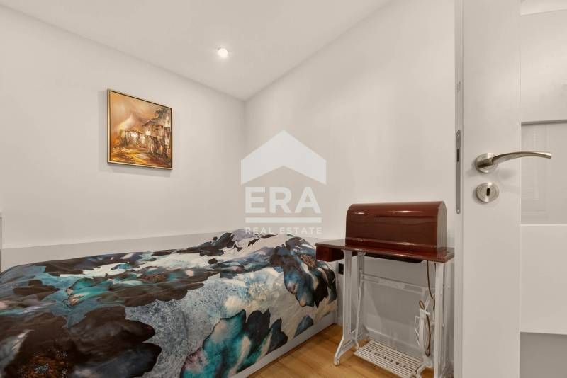 Едноетажна, ексклузивна, ремонтирана и обзаведена къща за продажба, с